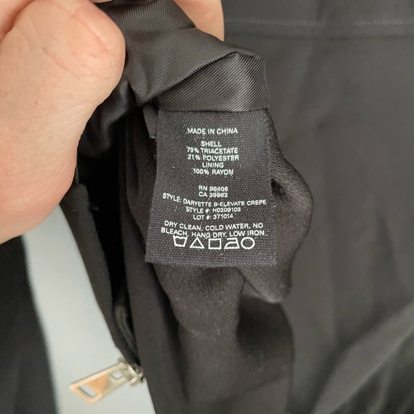 Theory Daryette B Elevate Crepe Jacket Womens Size XS. - Picture 5 of 5